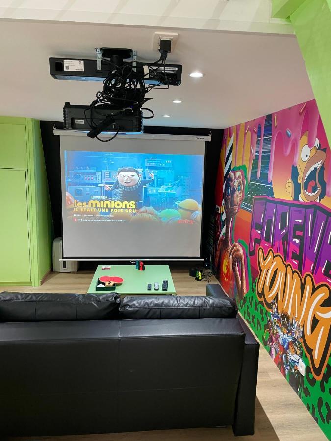 Capsule Forever Young - Jacuzzi - Sauna - Billard - Arcade De Jeux - Netflix & Home Cinema - Ping Pong Hastiere-par-dela Exteriér fotografie