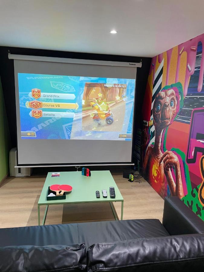 Capsule Forever Young - Jacuzzi - Sauna - Billard - Arcade De Jeux - Netflix & Home Cinema - Ping Pong Hastiere-par-dela Exteriér fotografie