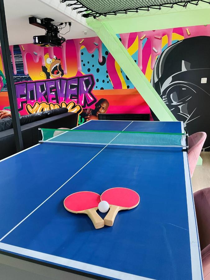 Capsule Forever Young - Jacuzzi - Sauna - Billard - Arcade De Jeux - Netflix & Home Cinema - Ping Pong Hastiere-par-dela Exteriér fotografie