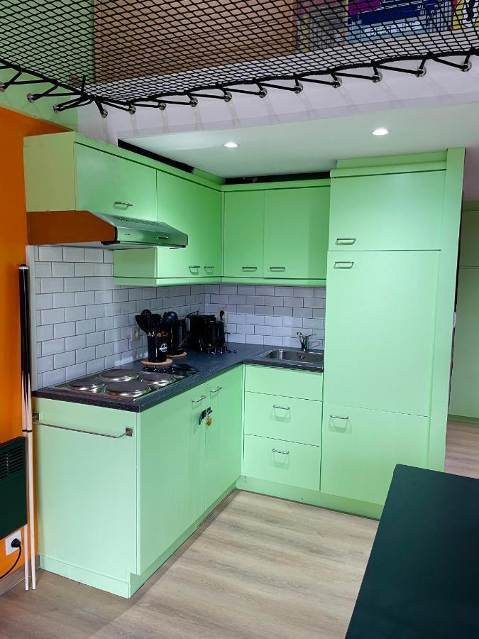 Capsule Forever Young - Jacuzzi - Sauna - Billard - Arcade De Jeux - Netflix & Home Cinema - Ping Pong Hastiere-par-dela Exteriér fotografie